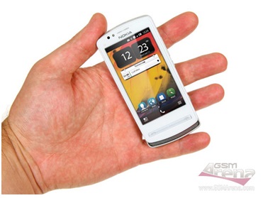 Eco-friendly Nokia 700 makes a bid for world smallest smartphone title