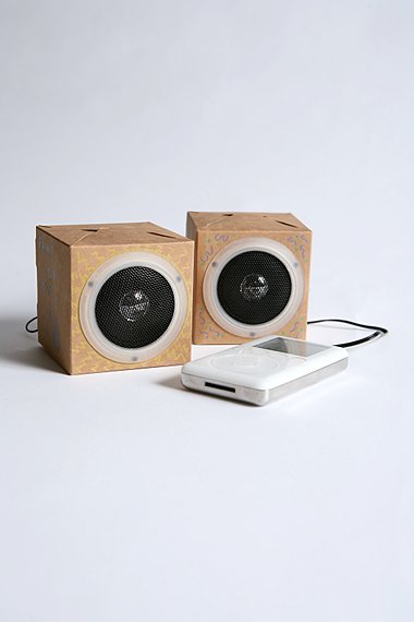 DIY Cardboard Eco Speakers