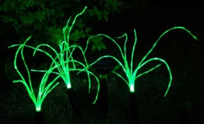 Wild Grass Solar Garden Lights. 3 LED Lights, 2V/80mAh solar panel. 1.2 V/500 AAA Ni-MH Rechargeable Battery