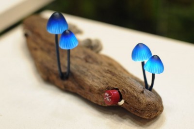 Reclaimed Wood To Eco-friendly Mushroom Light